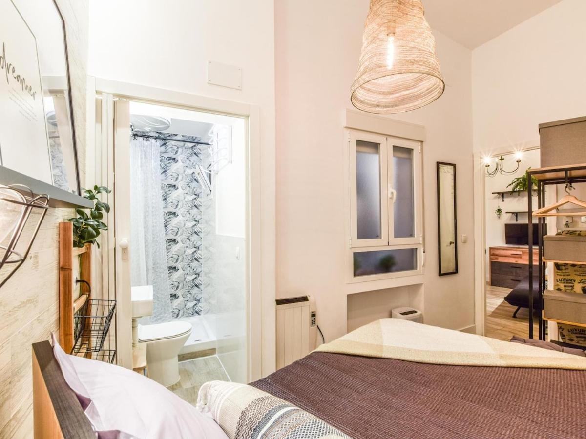 Apartamento Plaza De Lavapies Alquiler Temporal Мадрид Екстериор снимка