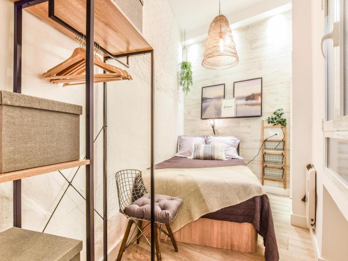 Apartamento Plaza De Lavapies Alquiler Temporal Мадрид Екстериор снимка